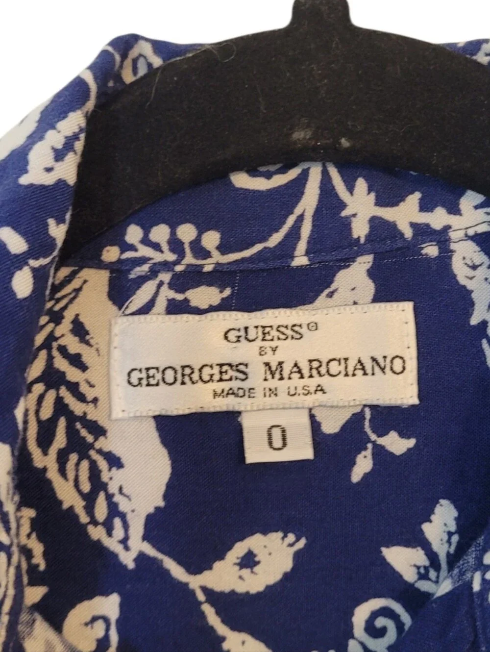 Vintage Guess Navy Blue and White Floral Button-Down Shirt Size 0